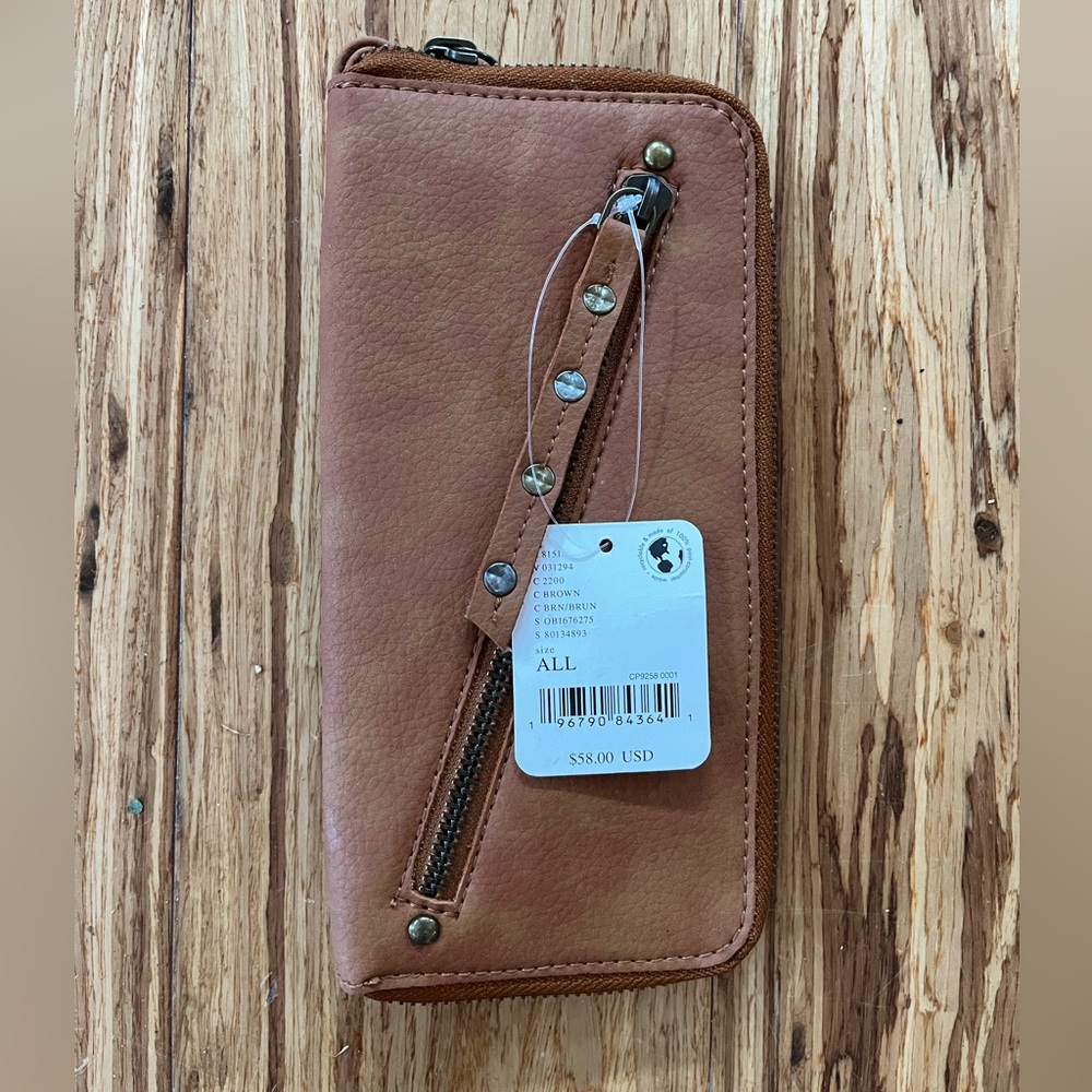 Free People Tan Leather Clutch- NWT